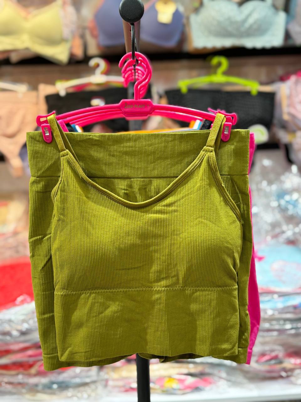 تصویر 3 از فروش عمده ست نیم تنه شورتک پر فروش